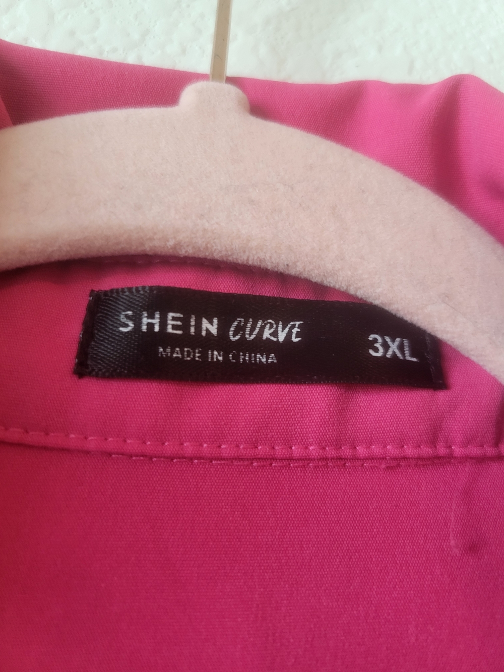 Women’s Hot Pink Button-Up Balloon Sleeve Top Oversized - Picture 4 of 5